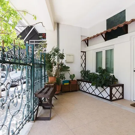 One Comfy Studio In Kallithea Apartment