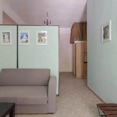 One Comfy Studio In Kallithea Apartment